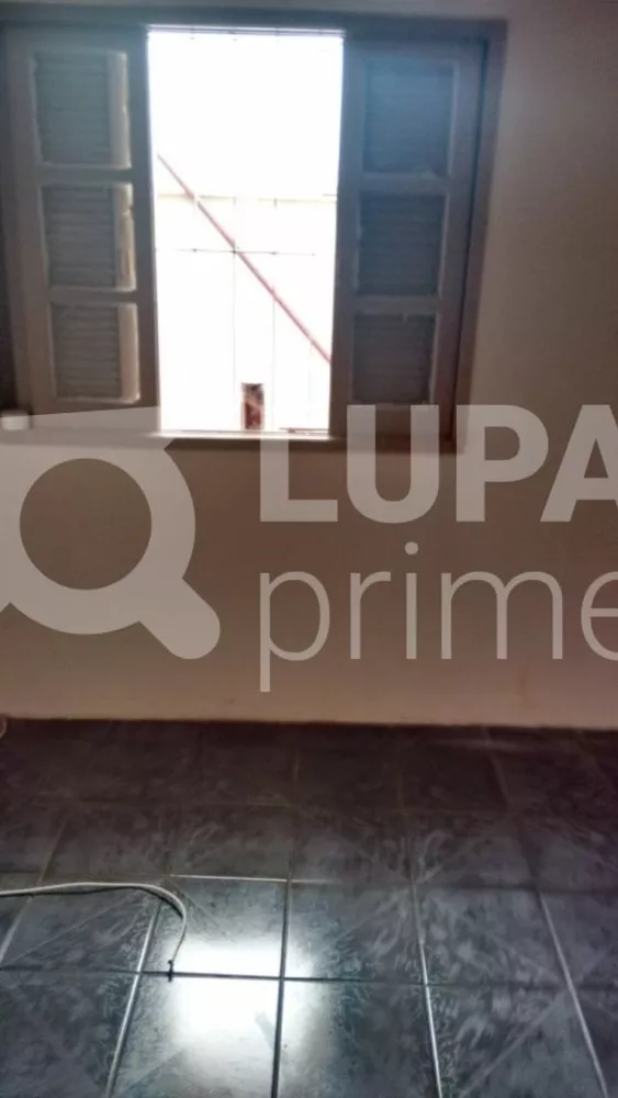 Casa à venda com 3 quartos, 140m² - Foto 4