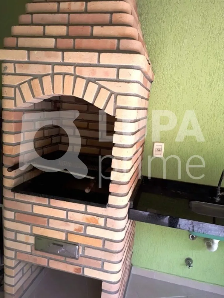 Casa, 3 quartos, 141 m² - Foto 1