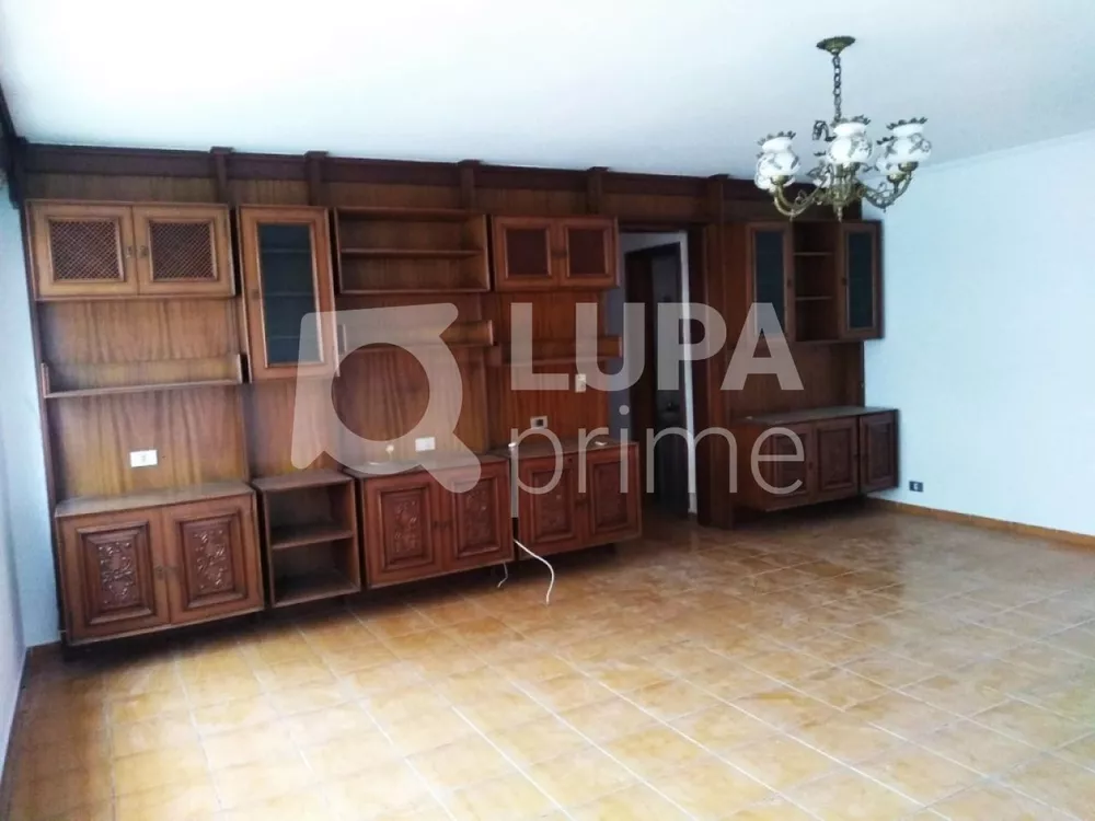 Apartamento à venda com 3 quartos, 149m² - Foto 3