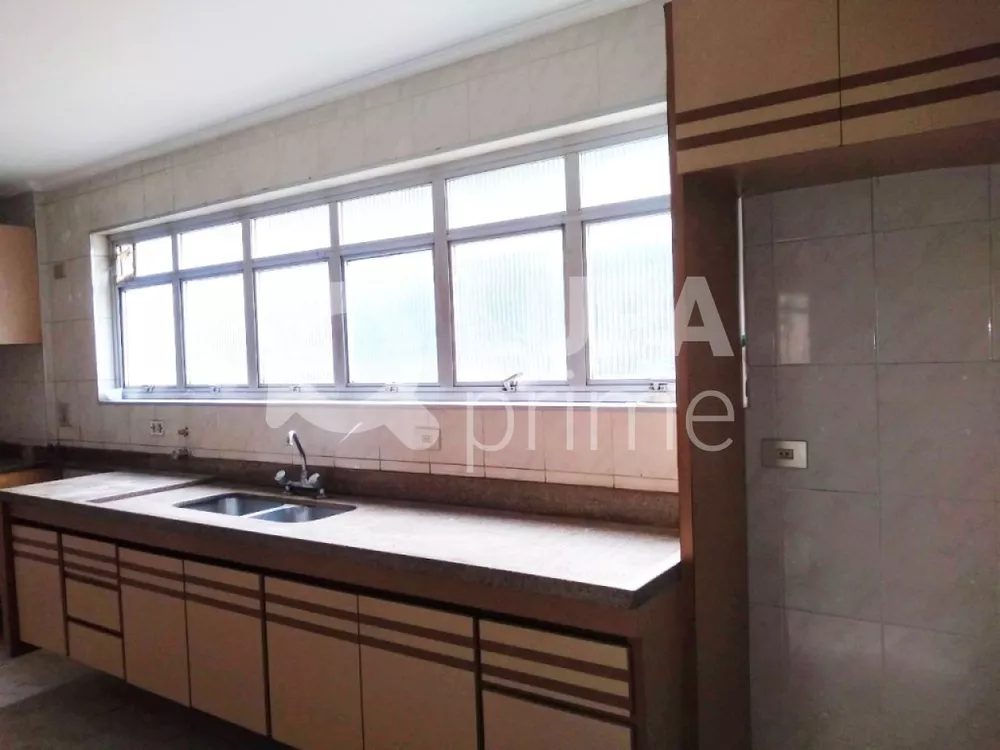 Apartamento à venda com 3 quartos, 149m² - Foto 7