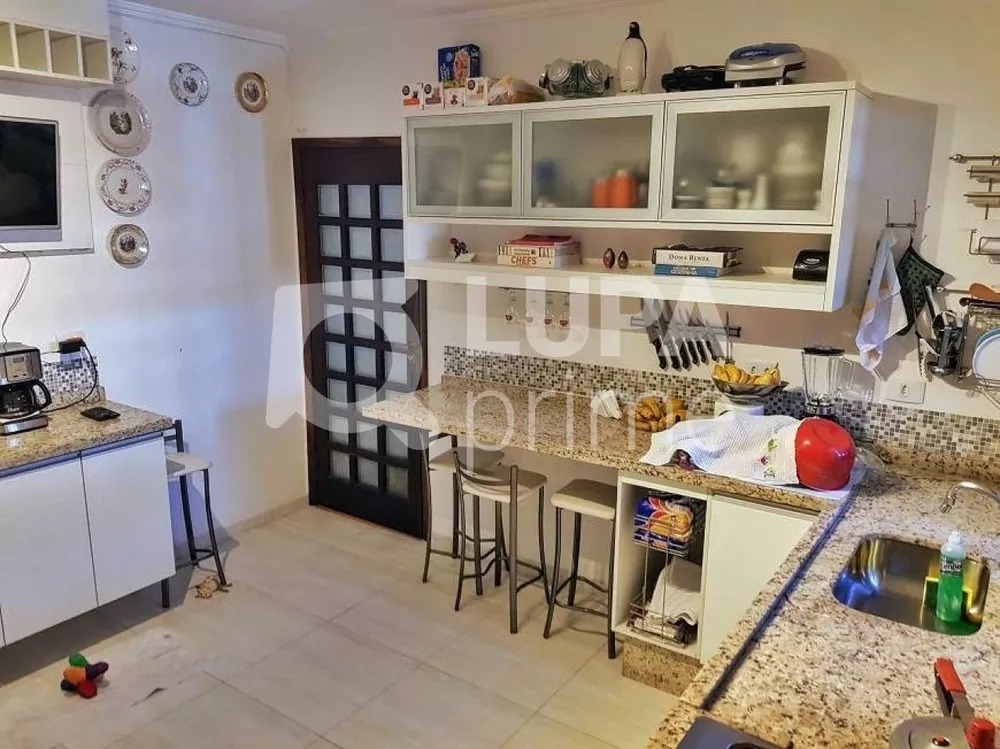 Casa à venda com 2 quartos, 95m² - Foto 10