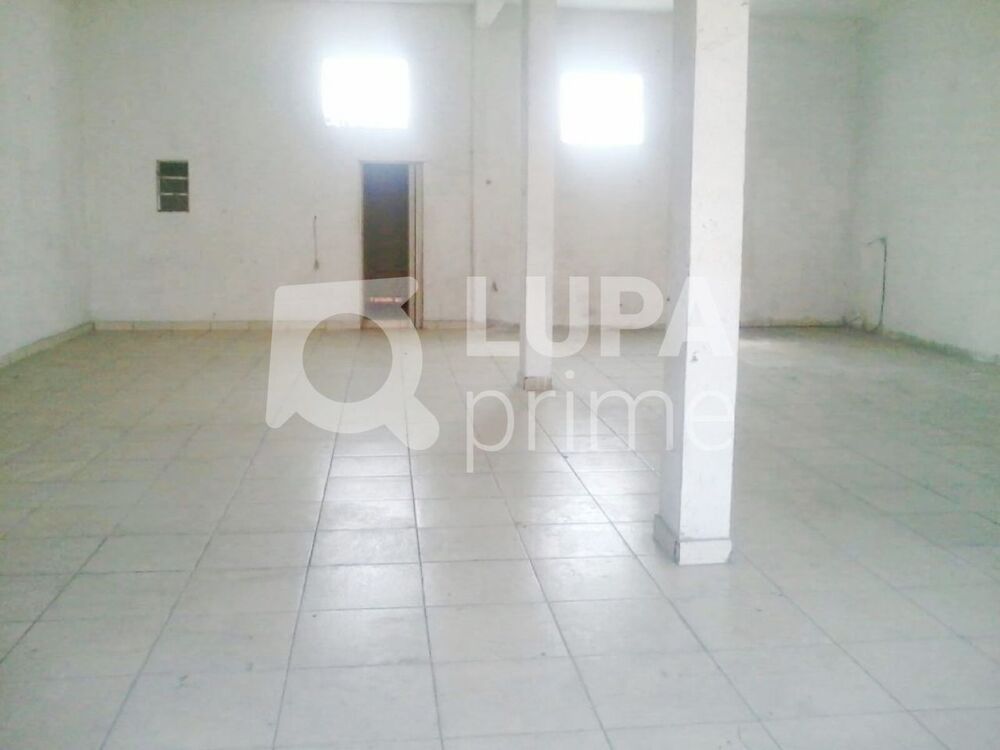 Loja-Salão, 200 m² - Foto 1