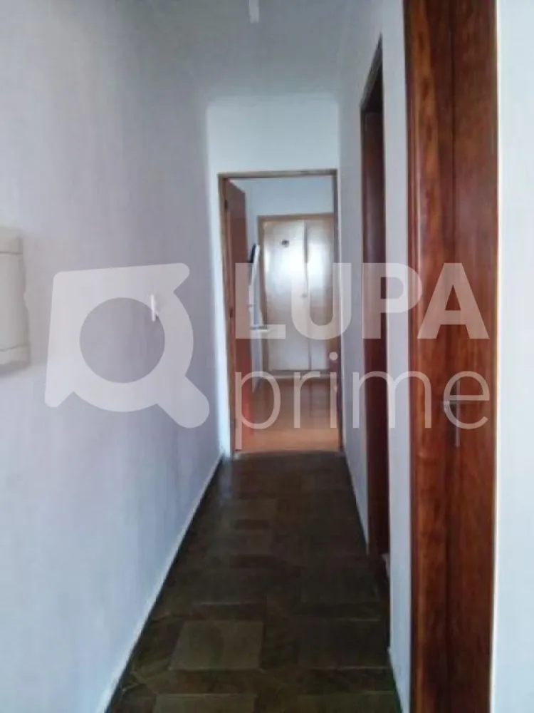 Casa, 3 quartos, 220 m² - Foto 9