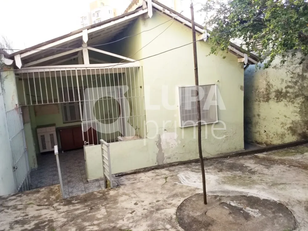 Casa, 3 quartos, 193 m² - Foto 2