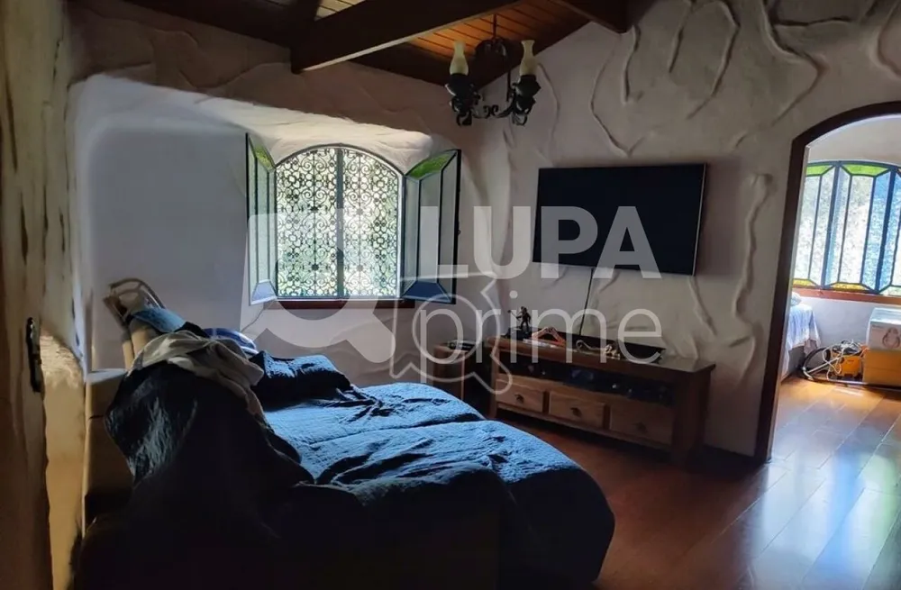 Casa, 3 quartos, 259 m² - Foto 8