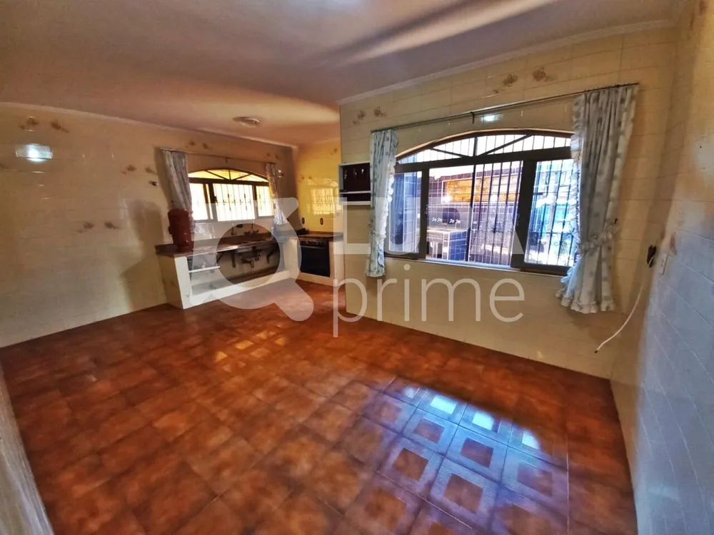 Casa, 4 quartos, 180 m² - Foto 4
