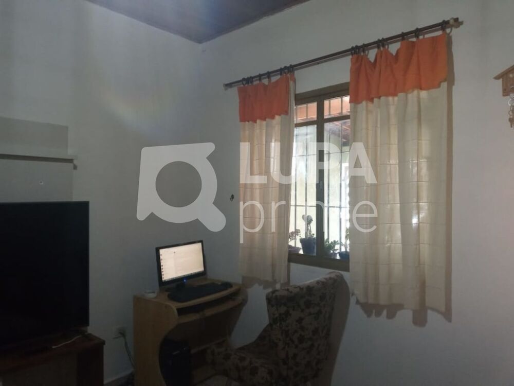 Casa, 4 quartos, 160 m² - Foto 2