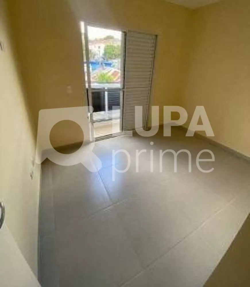 Apartamento à venda com 2 quartos, 44m² - Foto 2