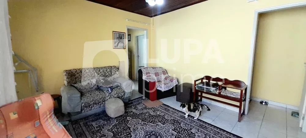 Casa à venda com 3 quartos, 104m² - Foto 1