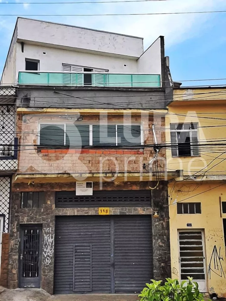 Casa à venda com 3 quartos, 250m² - Foto 2