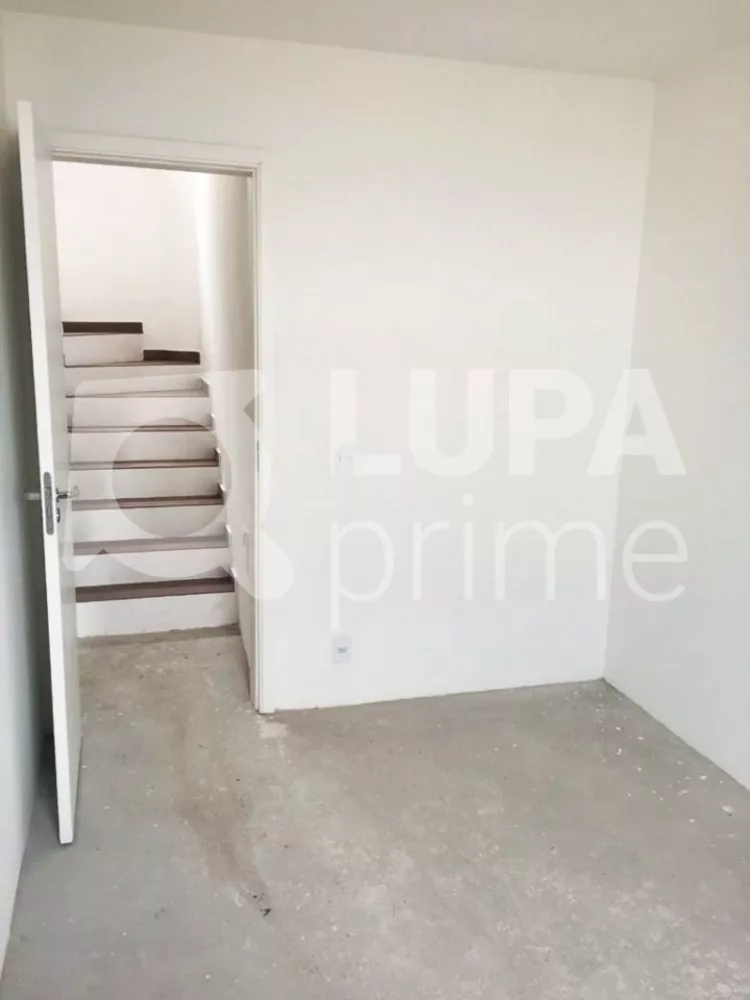 Casa à venda com 3 quartos, 100m² - Foto 3