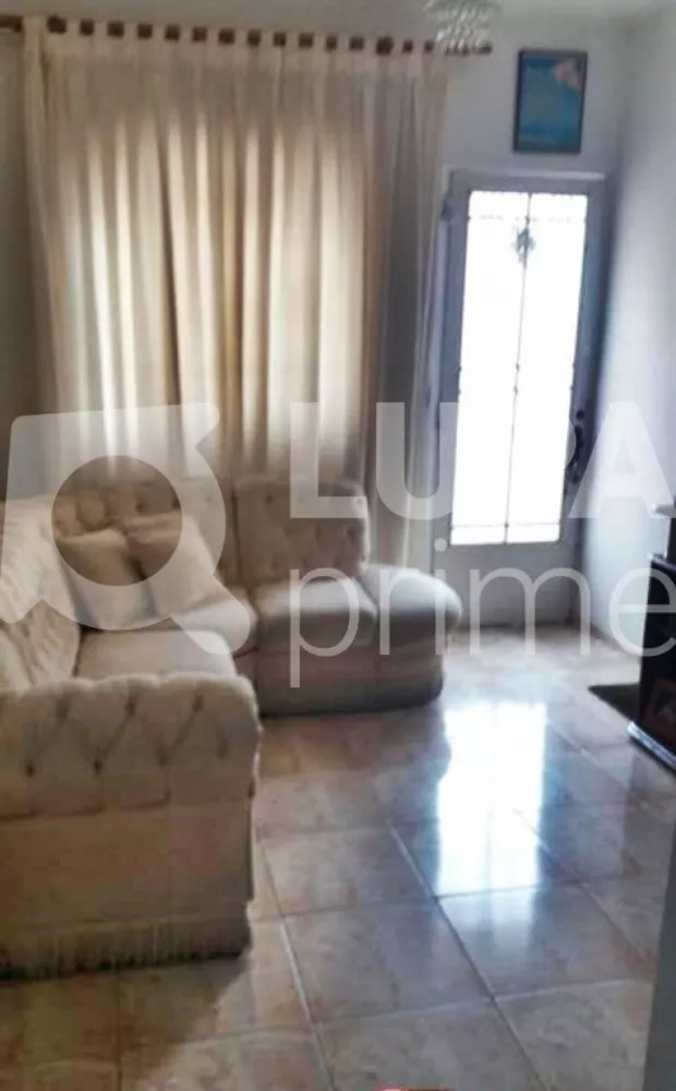 Casa, 5 quartos, 180 m² - Foto 2