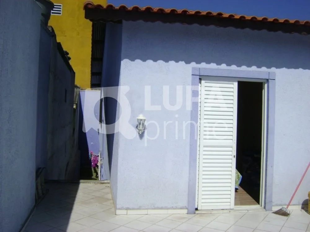 Casa, 3 quartos, 190 m² - Foto 1