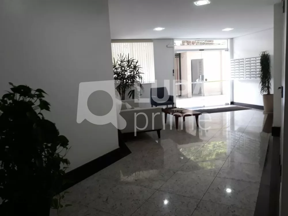 Apartamento à venda com 3 quartos, 70m² - Foto 4