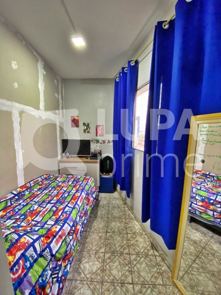 Casa, 7 quartos, 230 m² - Foto 4