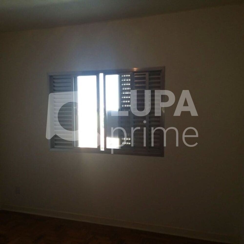 Casa à venda com 2 quartos, 120m² - Foto 3