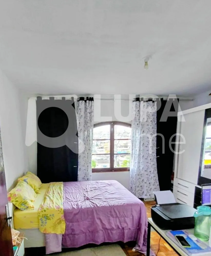 Casa, 4 quartos, 169 m² - Foto 1