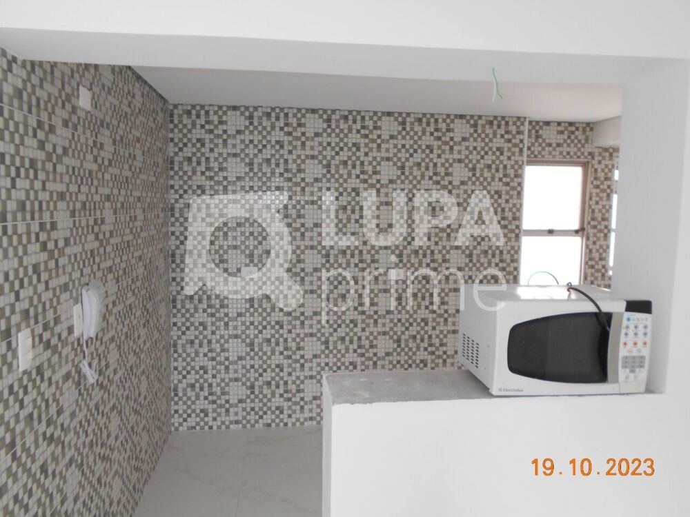 Apartamento para alugar com 2 quartos, 77m² - Foto 3