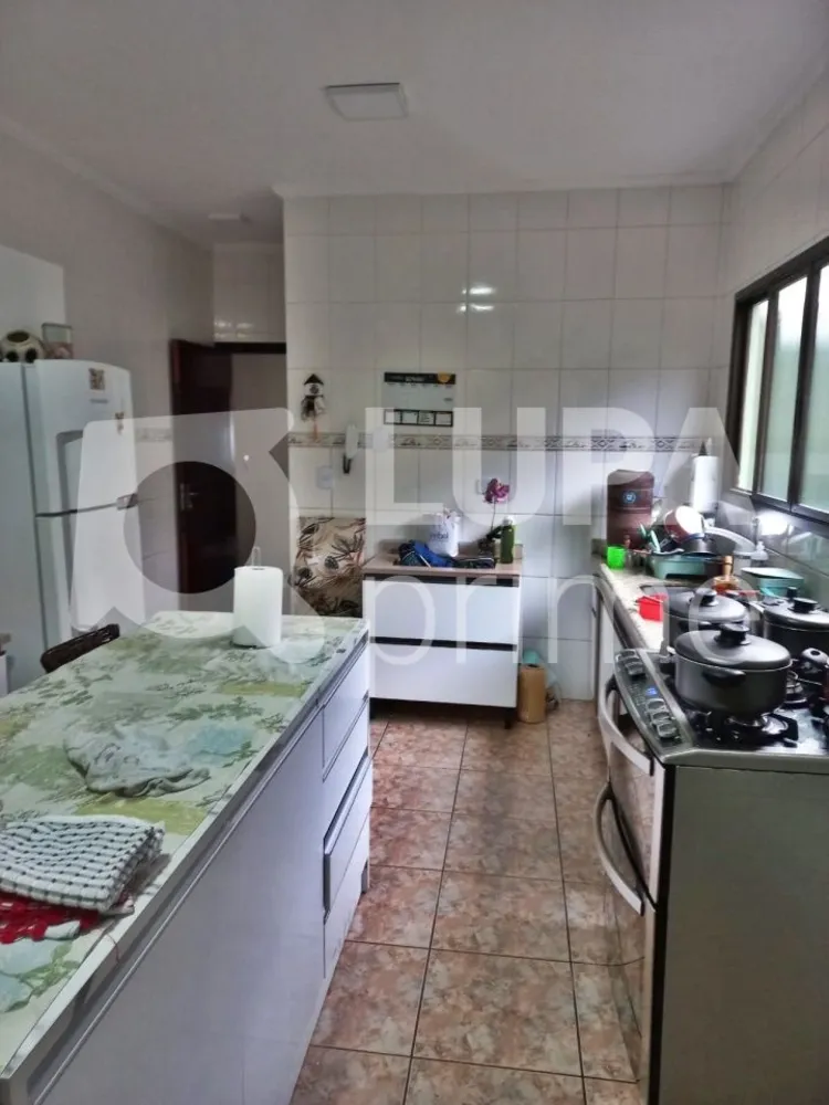 Casa, 3 quartos, 206 m² - Foto 5