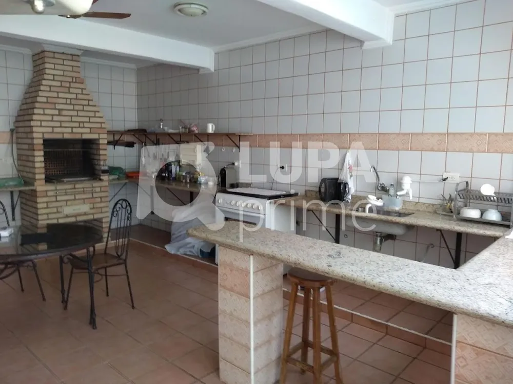 Casa, 3 quartos, 330 m² - Foto 8