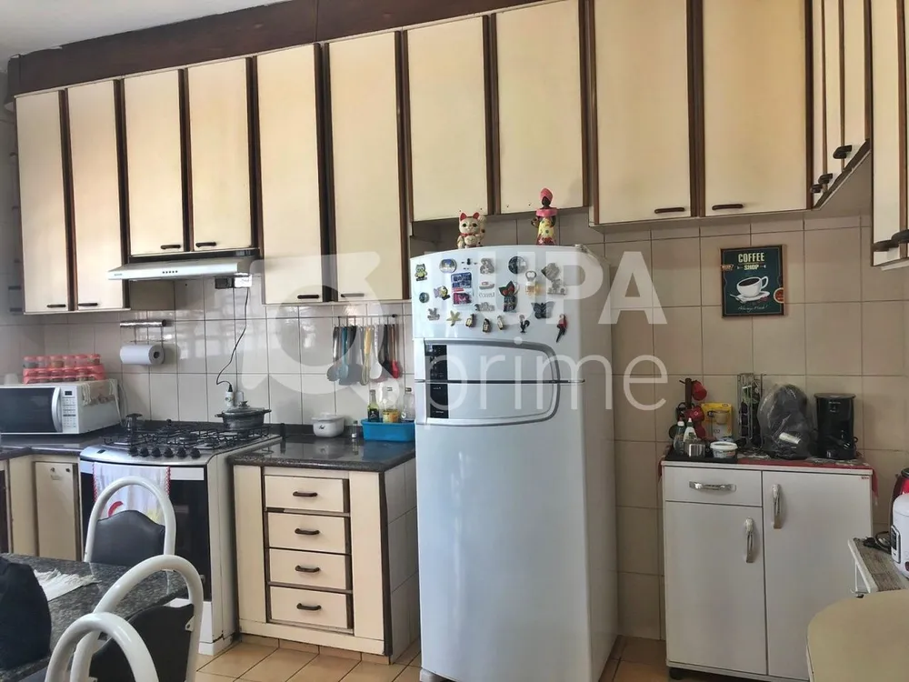 Casa, 4 quartos, 250 m² - Foto 3