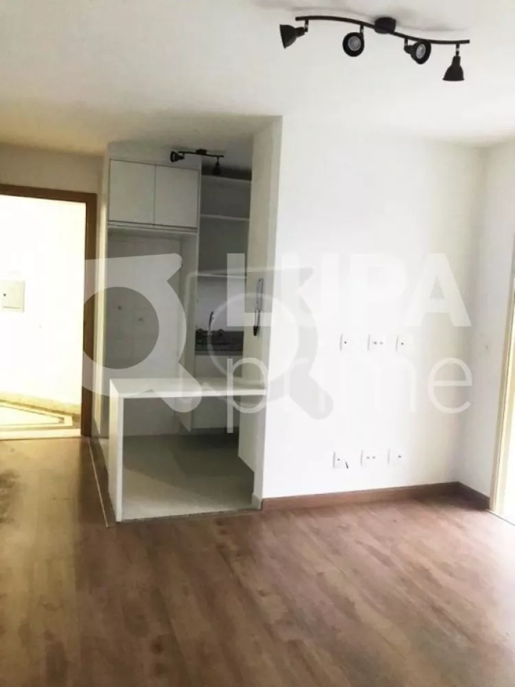 Apartamento à venda com 1 quarto, 44m² - Foto 2