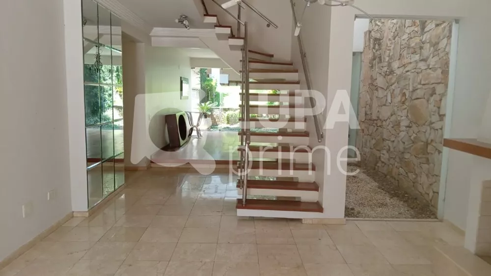 Casa à venda com 4 quartos, 359m² - Foto 4