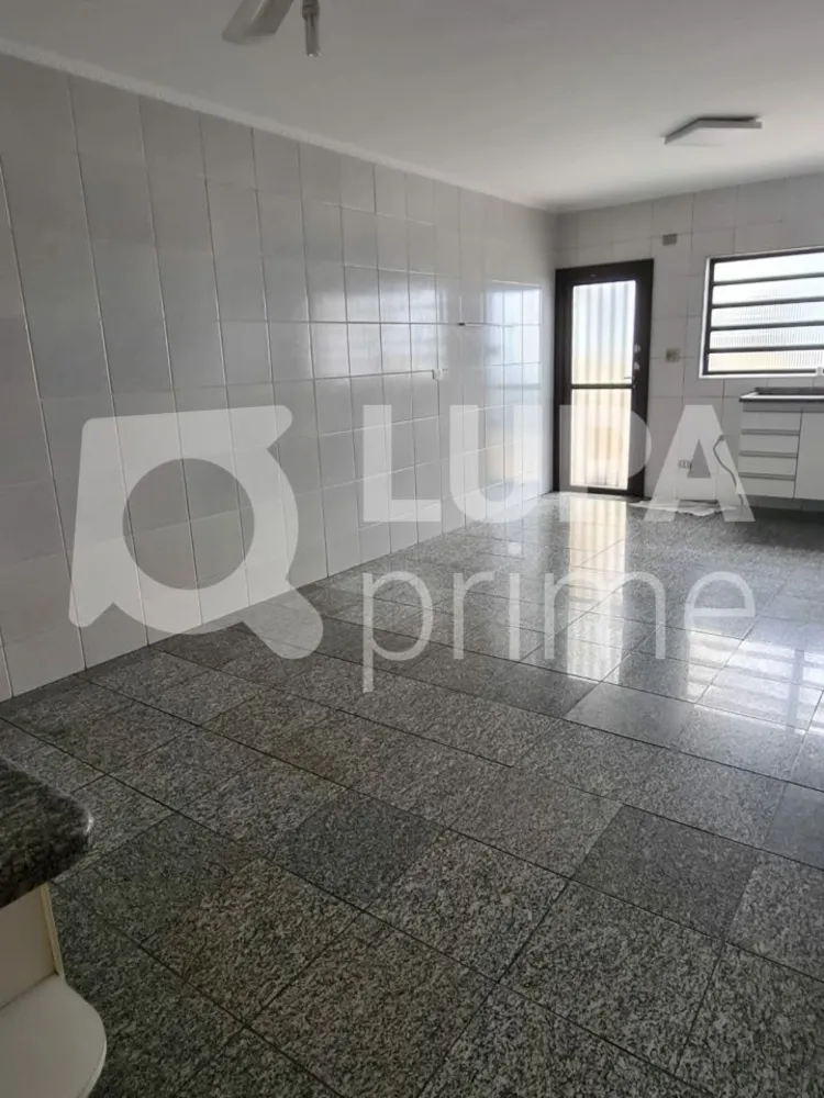 Casa, 3 quartos, 158 m² - Foto 3