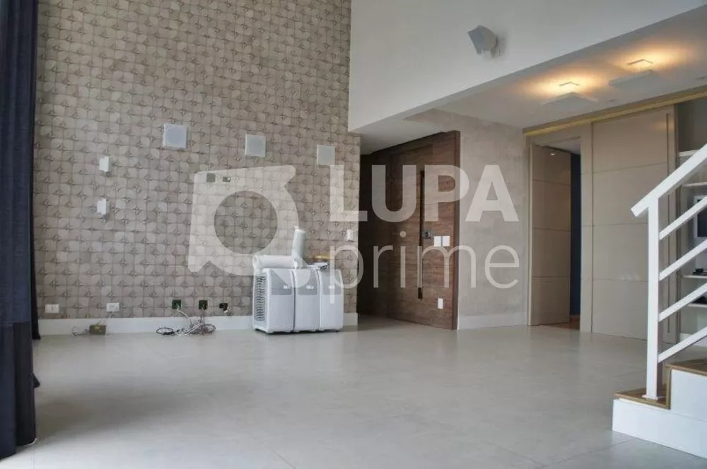 Apartamento à venda com 3 quartos, 184m² - Foto 3