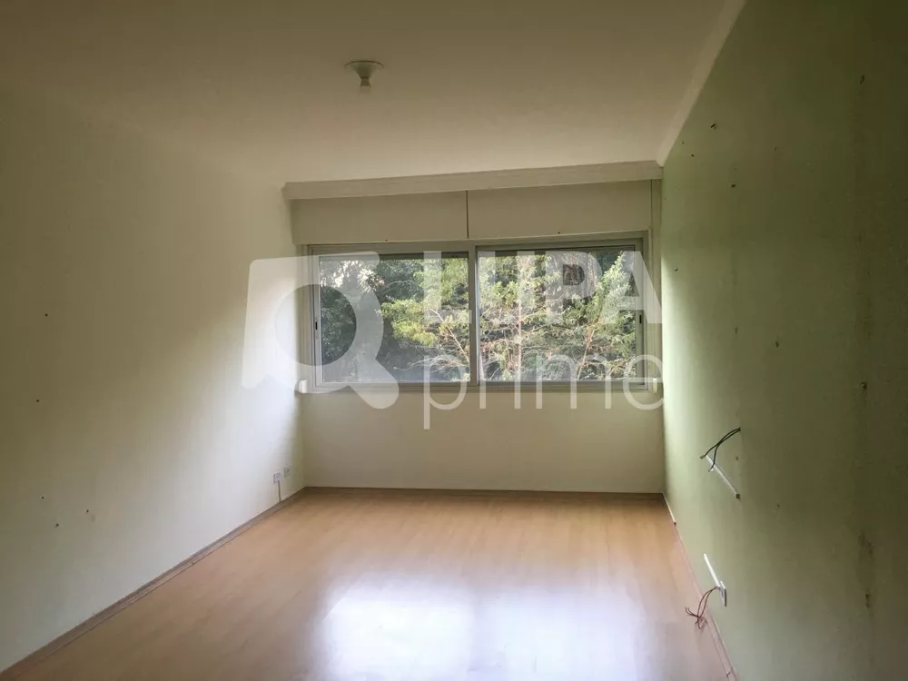 Apartamento à venda com 3 quartos, 160m² - Foto 3