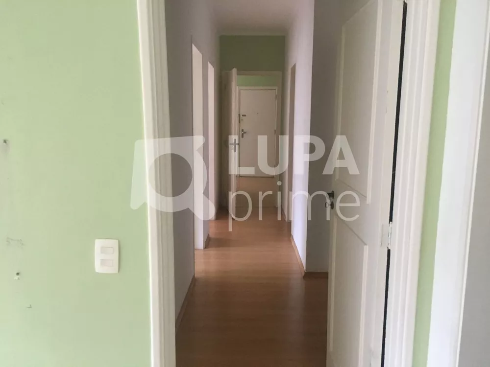 Apartamento à venda com 3 quartos, 160m² - Foto 5