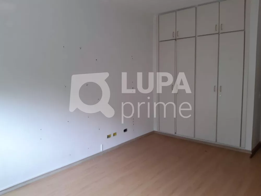 Apartamento à venda com 3 quartos, 160m² - Foto 7