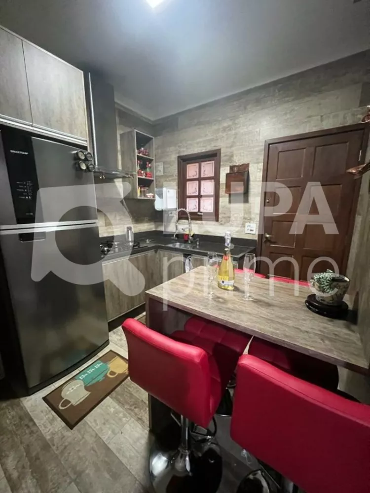 Casa à venda com 2 quartos, 120m² - Foto 4