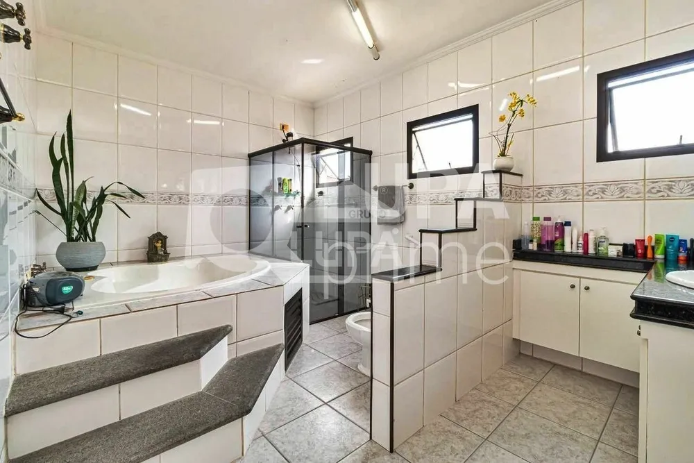 Casa, 4 quartos, 245 m² - Foto 8
