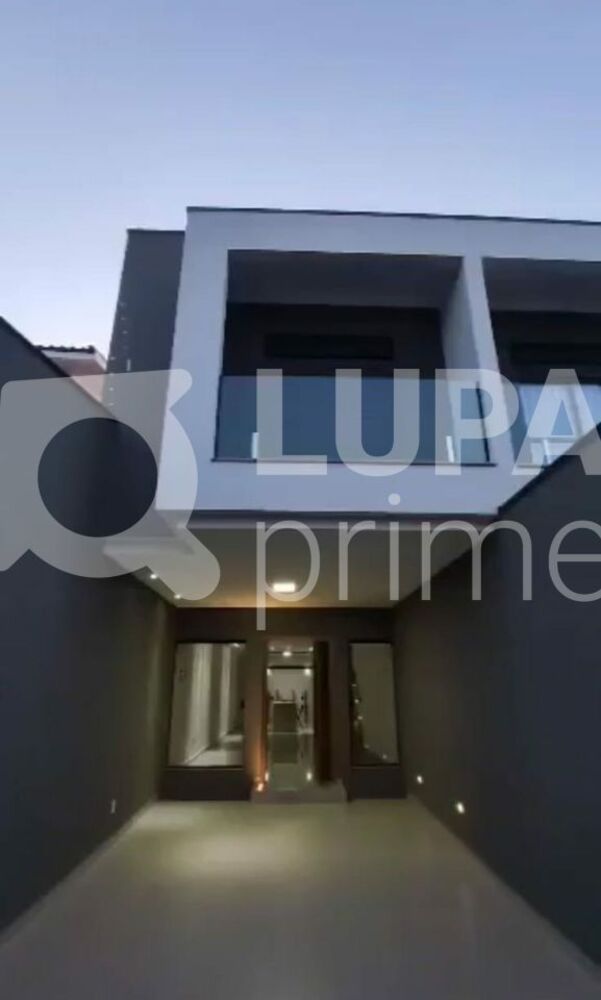 Casa, 3 quartos, 155 m² - Foto 1