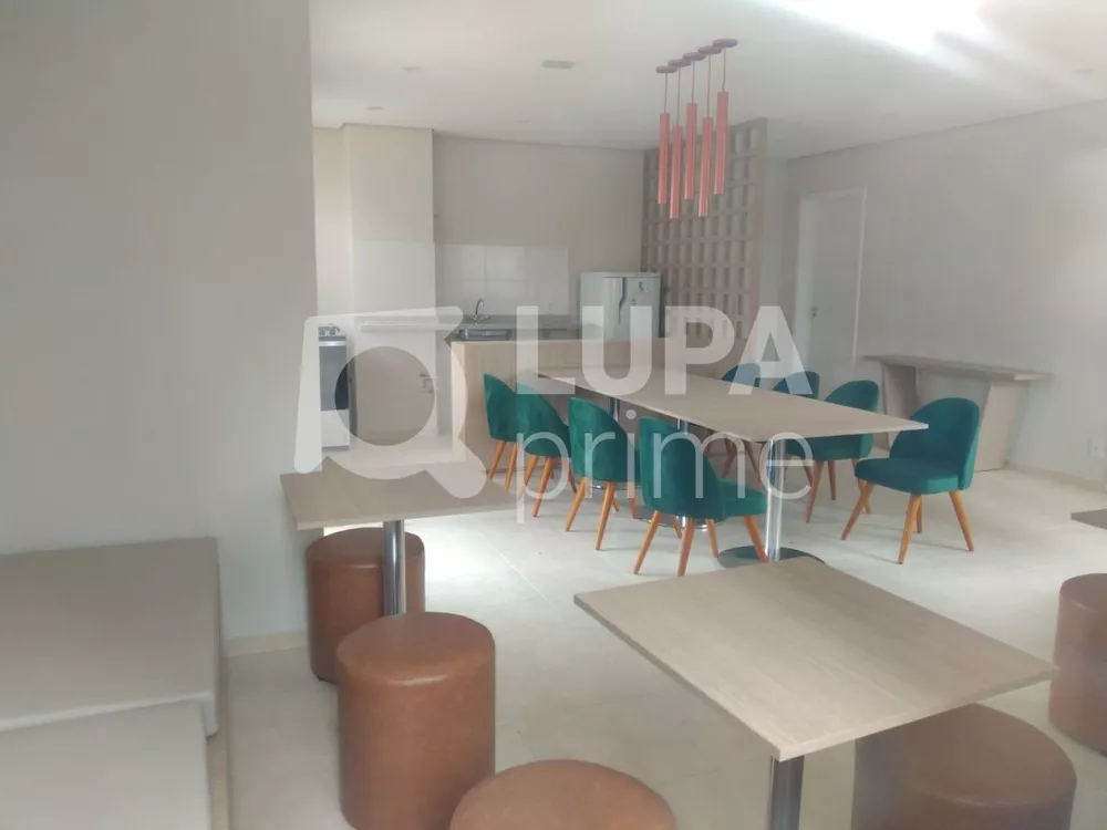 Apartamento à venda com 2 quartos, 41m² - Foto 1