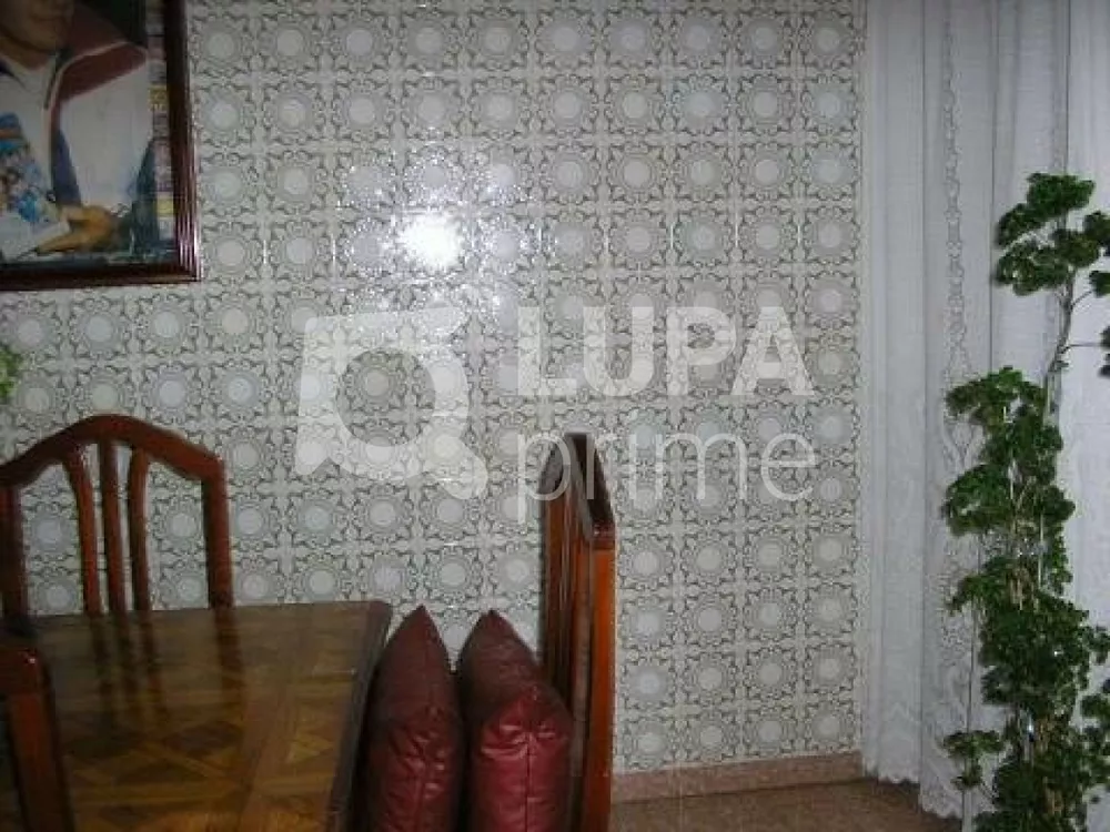 Casa à venda com 2 quartos, 100m² - Foto 4