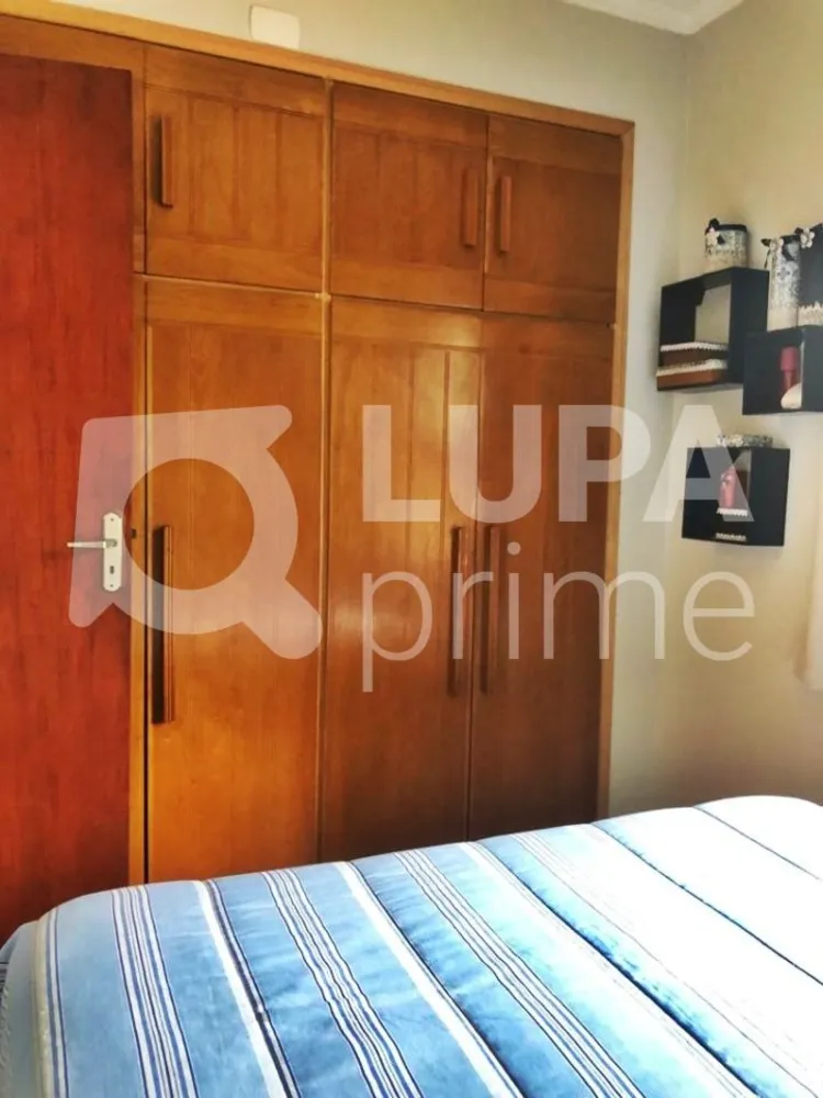 Casa, 7 quartos, 240 m² - Foto 9