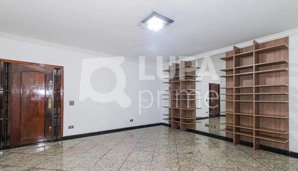 Casa, 3 quartos, 184 m² - Foto 1