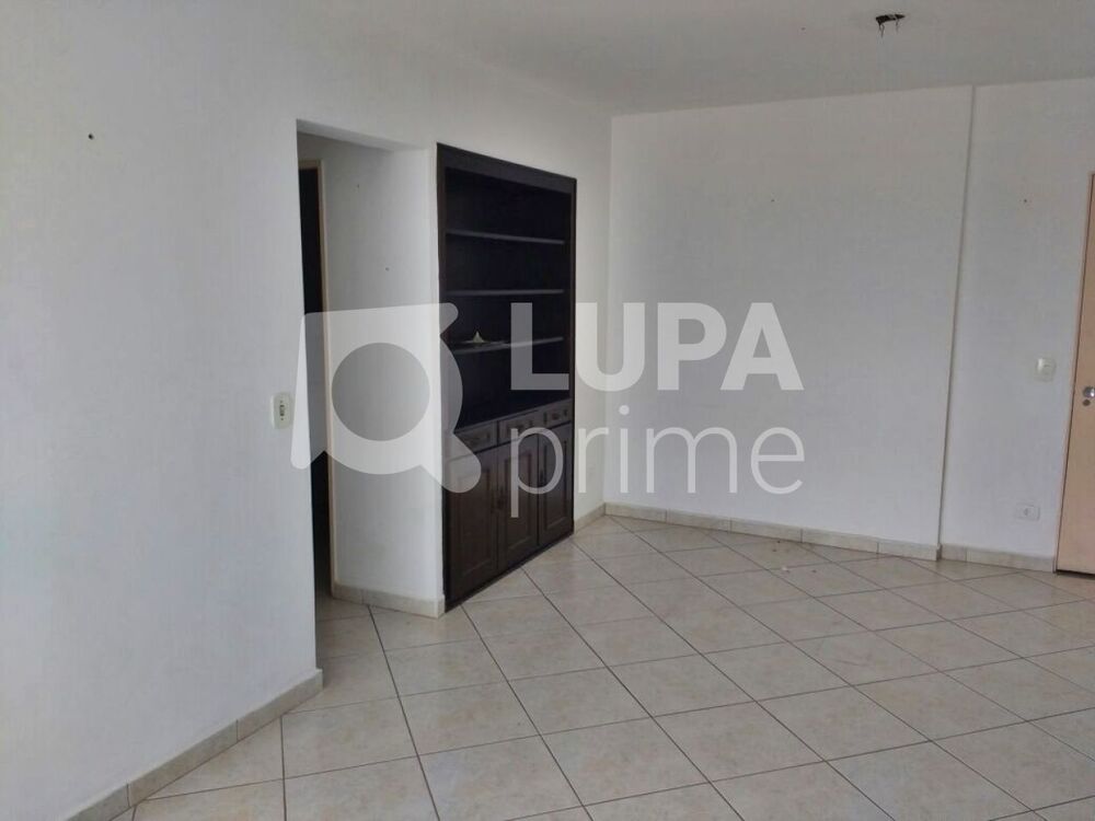 Apartamento para alugar com 3 quartos, 85m² - Foto 2