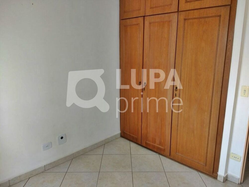 Apartamento para alugar com 3 quartos, 85m² - Foto 5