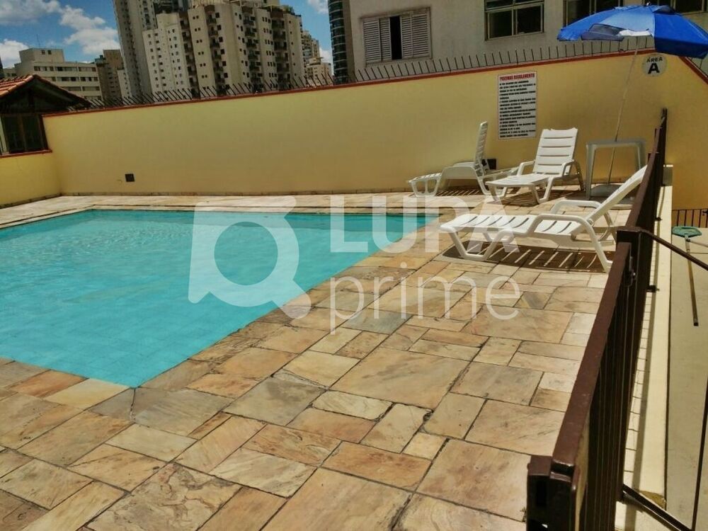 Apartamento para alugar com 3 quartos, 85m² - Foto 12