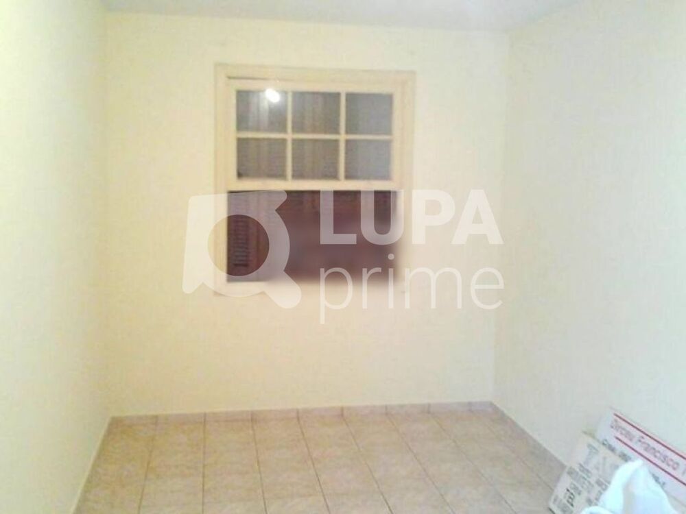 Casa à venda com 3 quartos, 184m² - Foto 2