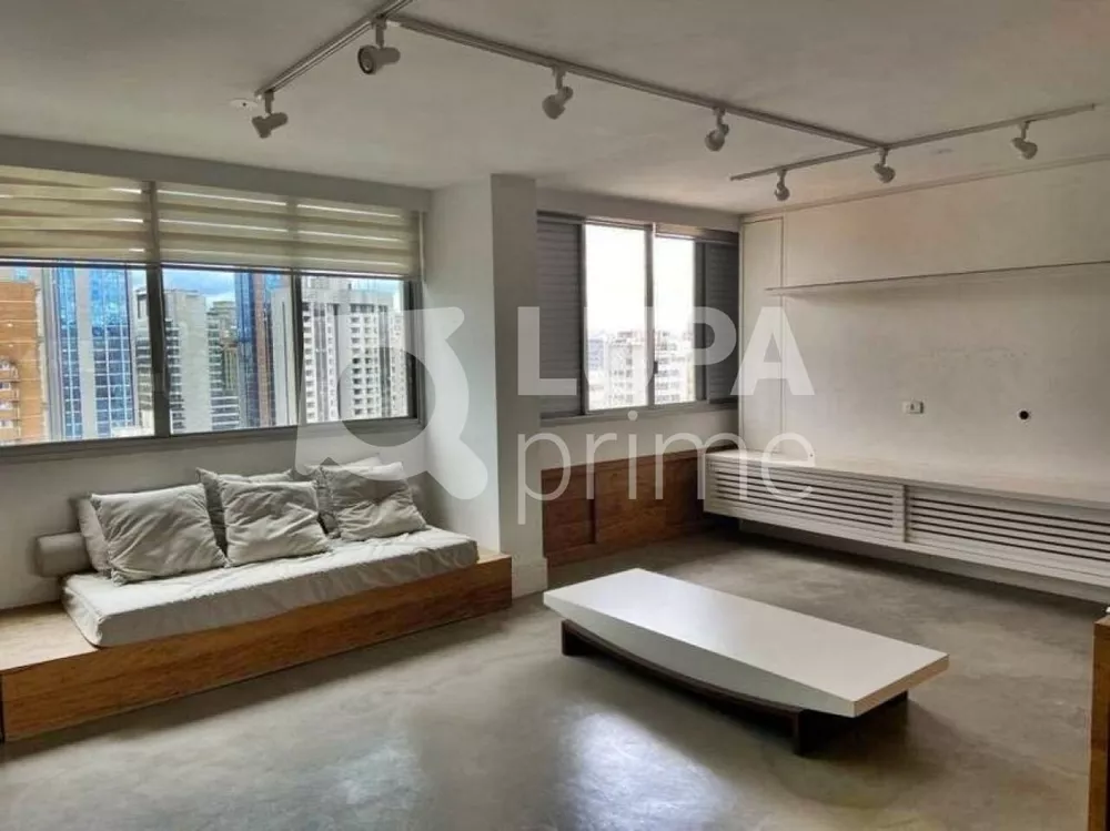 Apartamento à venda com 2 quartos, 131m² - Foto 1