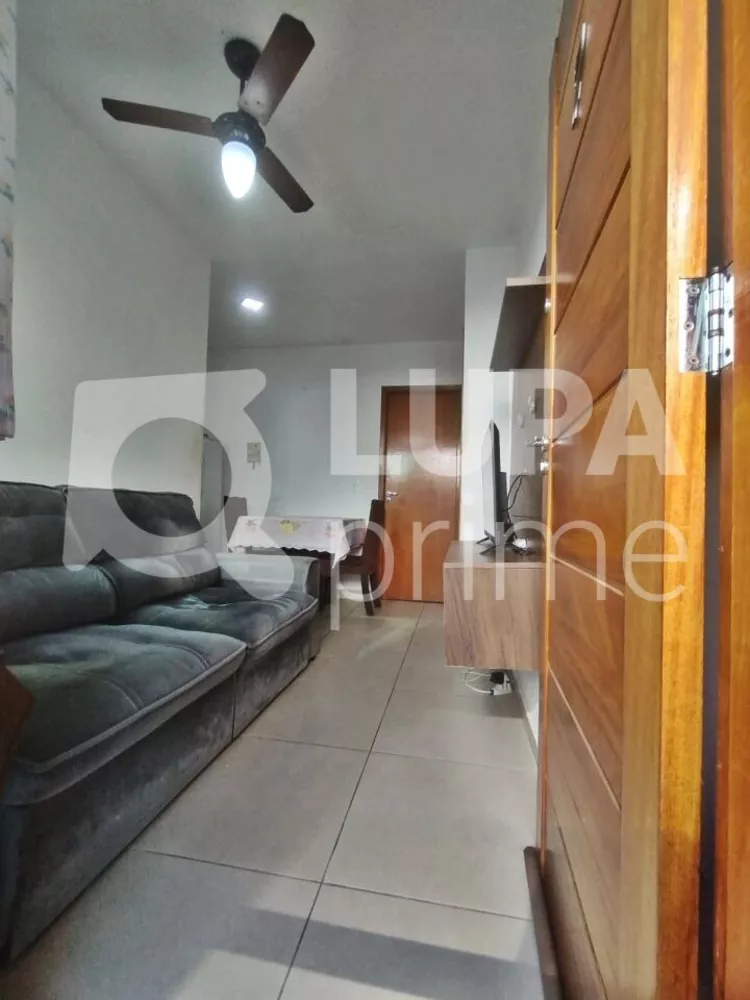 Apartamento à venda com 1 quarto, 30m² - Foto 1