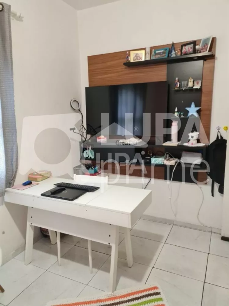 Casa para alugar com 3 quartos, 201m² - Foto 4