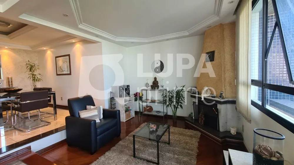 Apartamento à venda com 4 quartos, 213m² - Foto 1