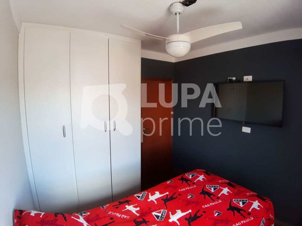 Apartamento à venda com 3 quartos, 73m² - Foto 4