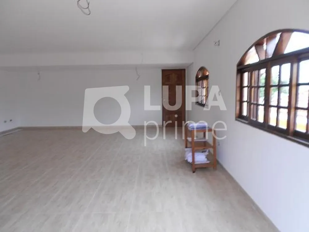 Casa, 4 quartos, 240 m² - Foto 1