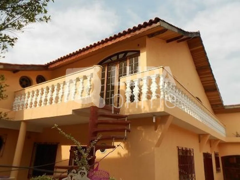 Casa, 4 quartos, 240 m² - Foto 9